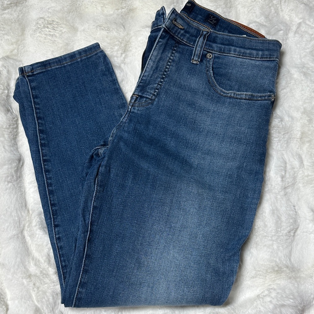 Lucky Brand mid rise skinny jeans